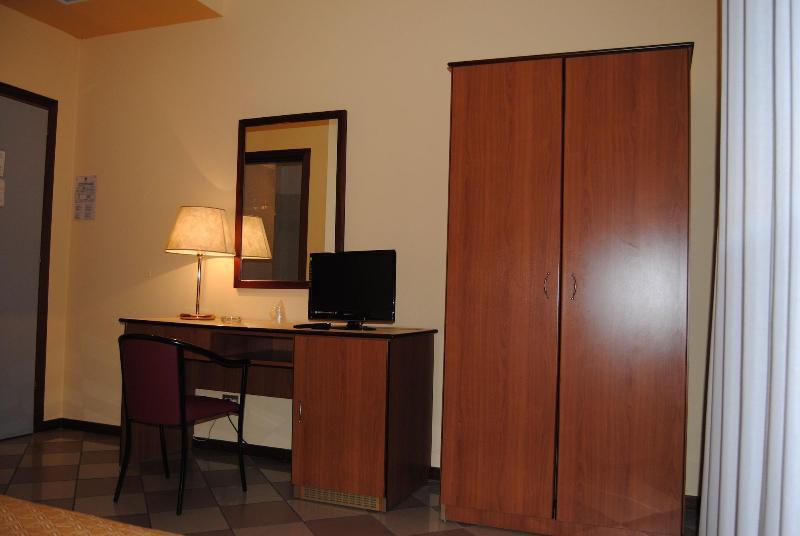 פורמיג'ינה Hotel La Fenice מראה חיצוני תמונה